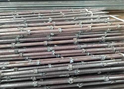 大邑隧道钢花管